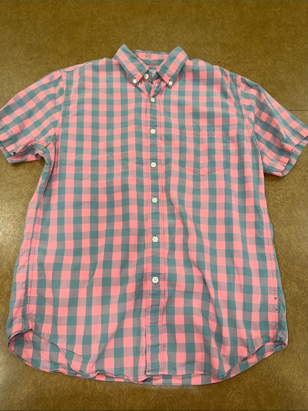 J. Crew Pink and Green-Gray Short-Sleeve Check Button-Down Shirt • Pocket • M